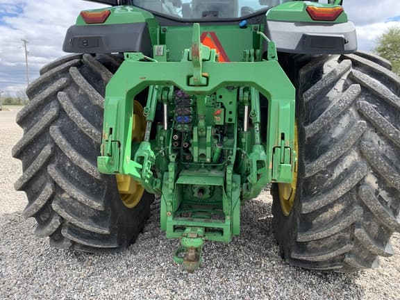 Image of John Deere 8R 370 equipment image 3