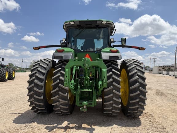 Image of John Deere 8R 370 equipment image 3