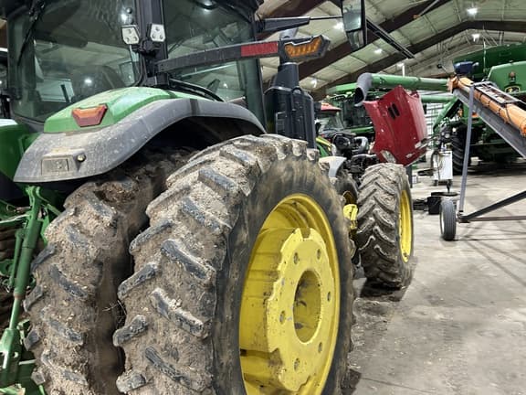 Image of John Deere 8R 370 equipment image 4