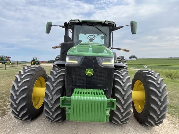Image of John Deere 8R 370 equipment image 2