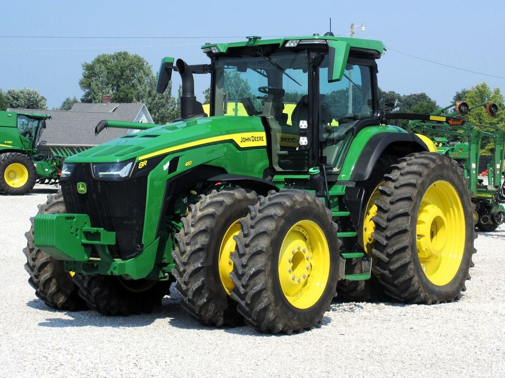 2021 John Deere 8R 410 Equipment Image0