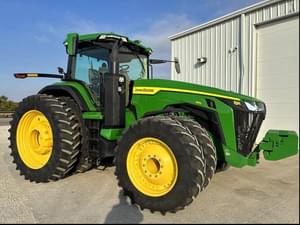 2021 John Deere 8R 410 Image
