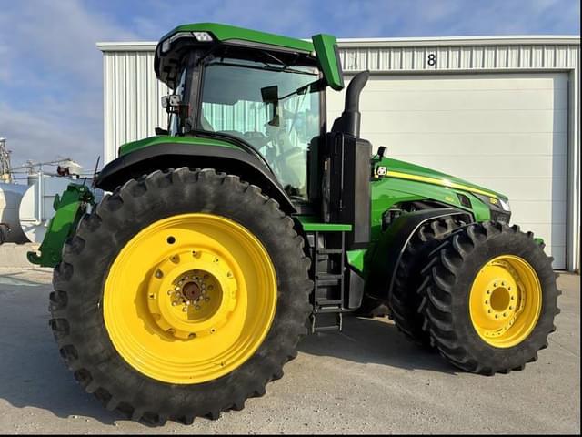 Image of John Deere 8R 410 equipment image 3