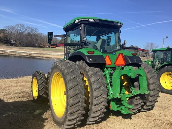 Image of John Deere 8R 410 equipment image 2