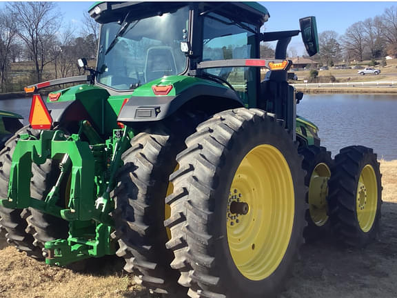 Image of John Deere 8R 410 equipment image 4