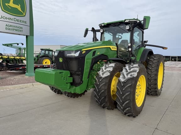 Image of John Deere 8R 410 equipment image 1