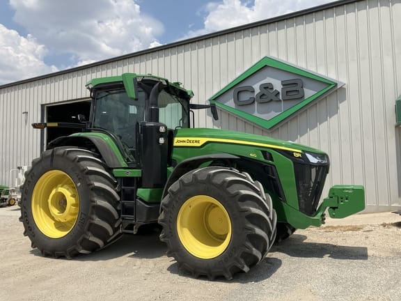 2021 John Deere 8R 410 Image