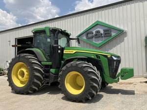 2021 John Deere 8R 410 Image