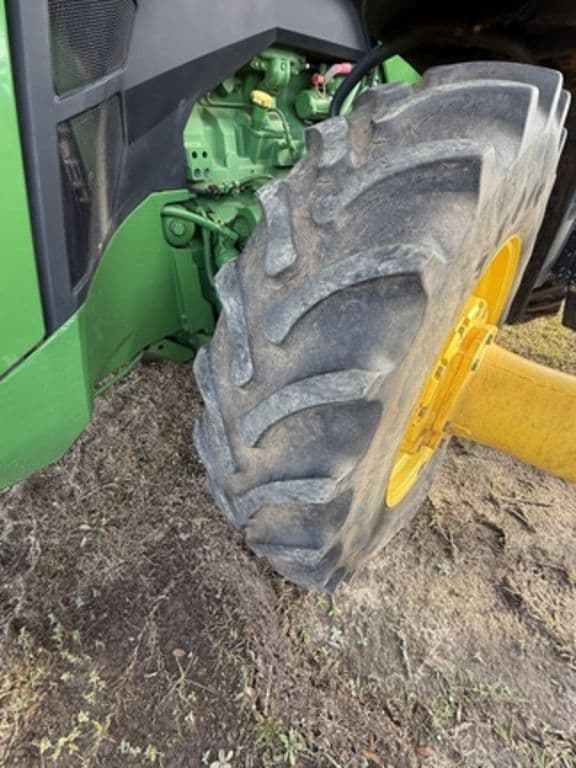 Image of John Deere 8R 410 equipment image 3