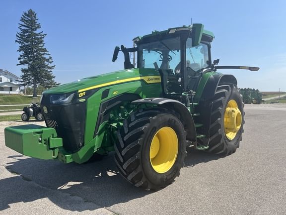 2021 John Deere 8R 410 Equipment Image0