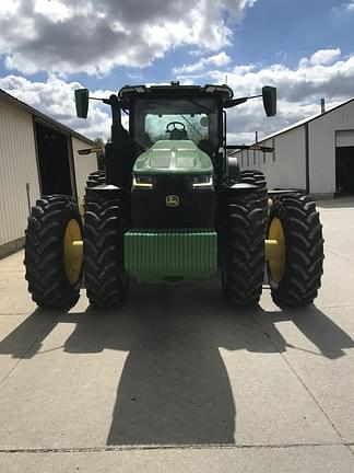 Image of John Deere 8R 410 equipment image 2