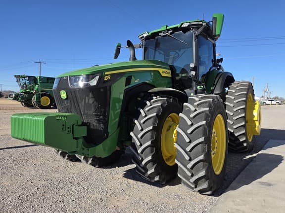 Image of John Deere 8R 410 equipment image 3