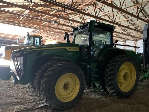 Image of John Deere 8R 410 equipment image 2