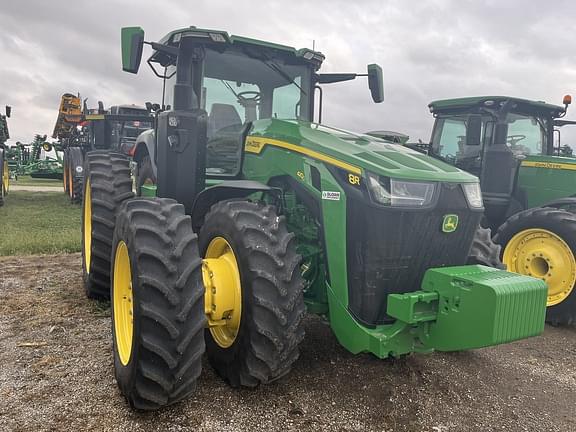 Image of John Deere 8R 410 equipment image 1