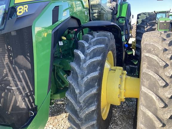 Image of John Deere 8R 410 equipment image 3