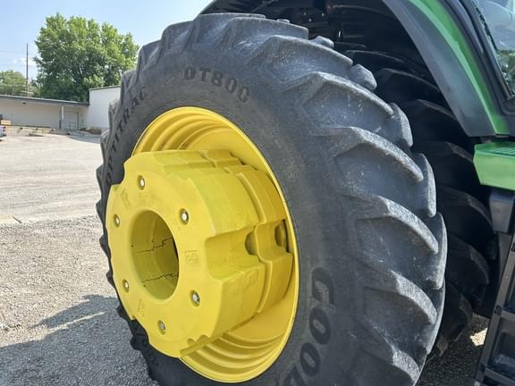 Image of John Deere 8R 410 equipment image 4