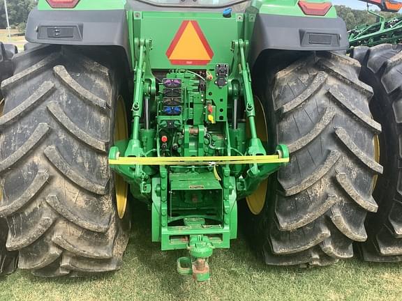 Image of John Deere 8R 410 equipment image 3