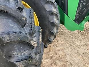 2021 John Deere 8R 410 Equipment Image0