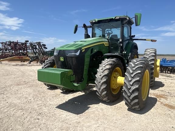 Image of John Deere 8R 410 equipment image 4
