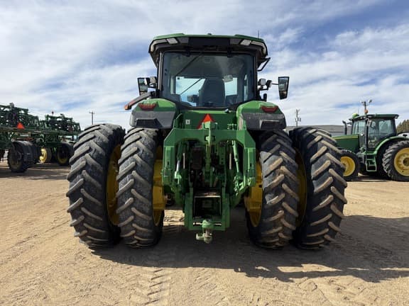 Image of John Deere 8R 410 equipment image 4