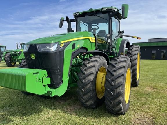 Image of John Deere 8R 410 Primary image