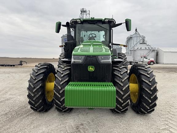 Image of John Deere 8R 410 equipment image 2