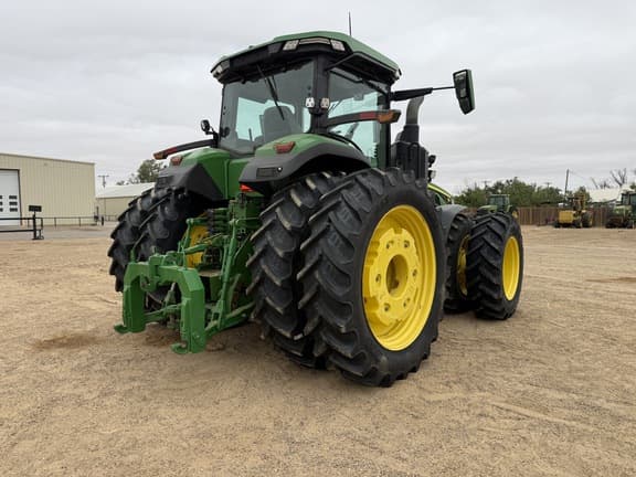 Image of John Deere 8R 410 equipment image 4