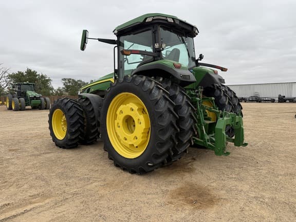 Image of John Deere 8R 410 equipment image 2