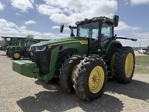 2021 John Deere 8R 410 Equipment Image0
