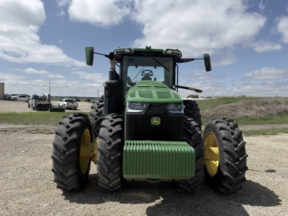 Image of John Deere 8R 410 equipment image 2