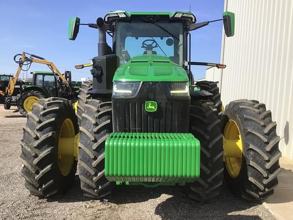 Image of John Deere 8R 410 equipment image 2