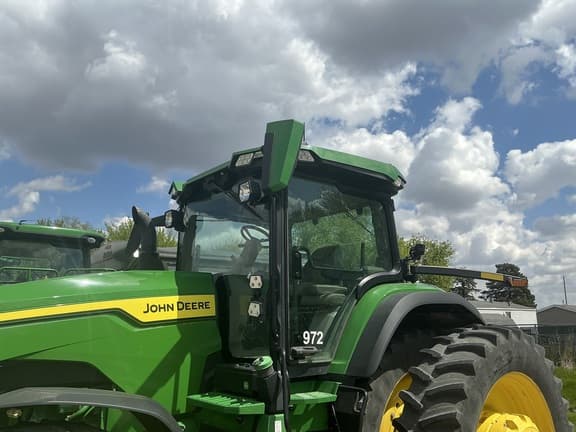 Image of John Deere 8R 410 equipment image 4