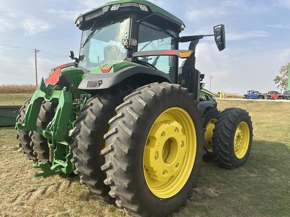 Image of John Deere 8R 410 equipment image 4