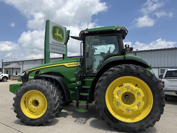 2021 John Deere 8R 410 Equipment Image0