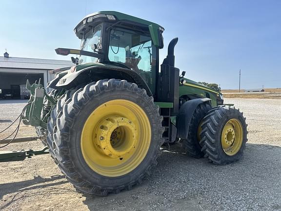 Image of John Deere 8R 410 equipment image 2