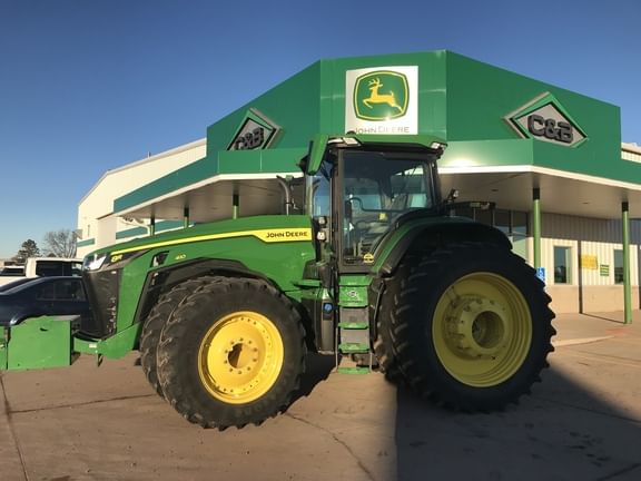 2021 John Deere 8R 410 Image