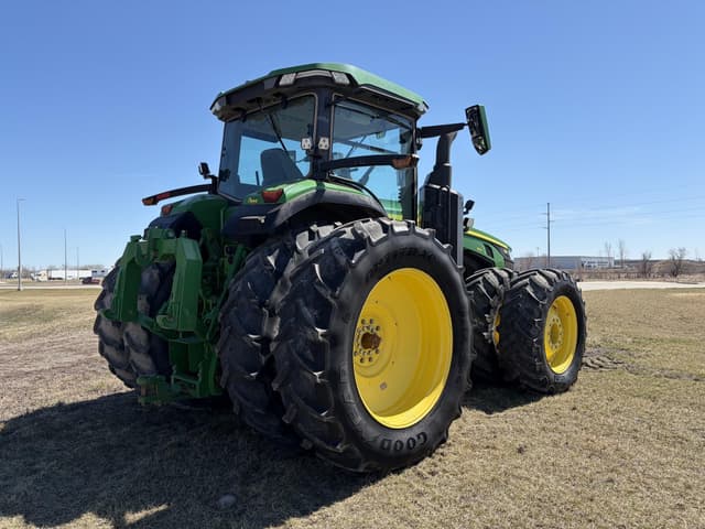 Image of John Deere 8R 410 equipment image 2
