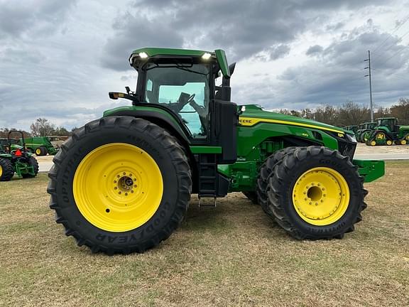 Image of John Deere 8R 410 equipment image 3