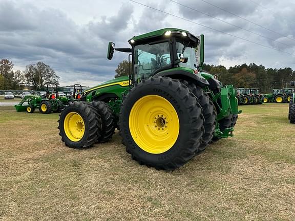 Image of John Deere 8R 410 equipment image 4