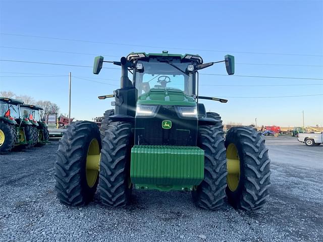 Image of John Deere 8R 410 equipment image 2