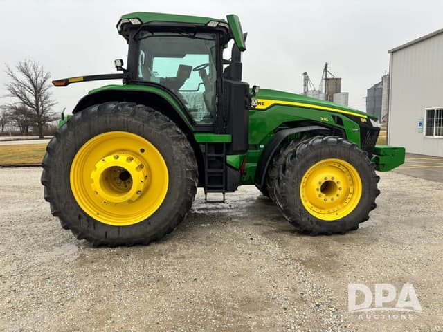 Image of John Deere 8370R equipment image 3