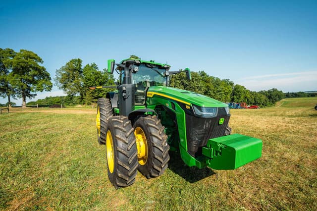 Image of John Deere 8R 370 equipment image 3
