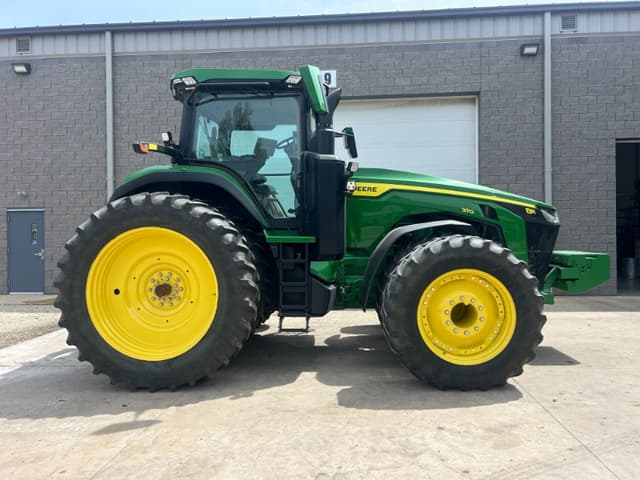 Image of John Deere 8R 370 equipment image 2