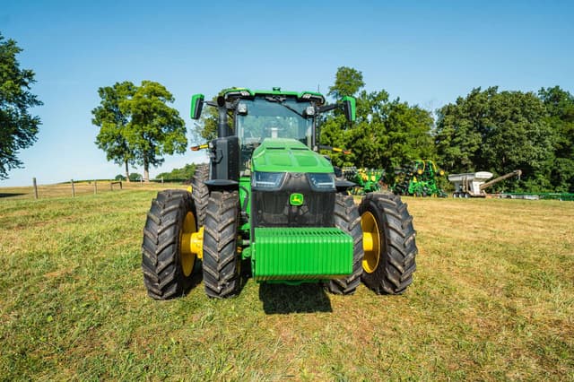 Image of John Deere 8R 410 equipment image 3
