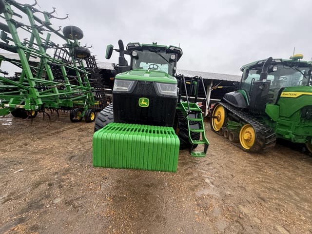 Image of John Deere 8RT 310 equipment image 3