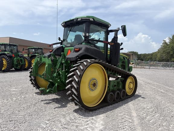 Image of John Deere 8RT 310 equipment image 3