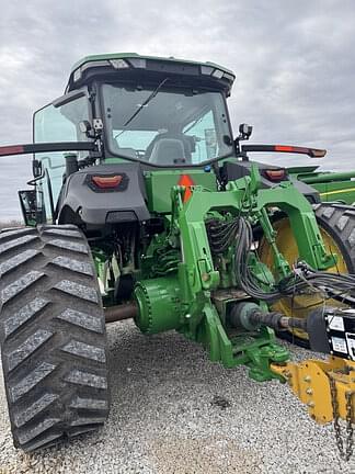 Image of John Deere 8RT 340 equipment image 4