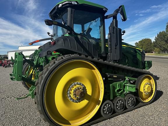 Image of John Deere 8RT 370 equipment image 1