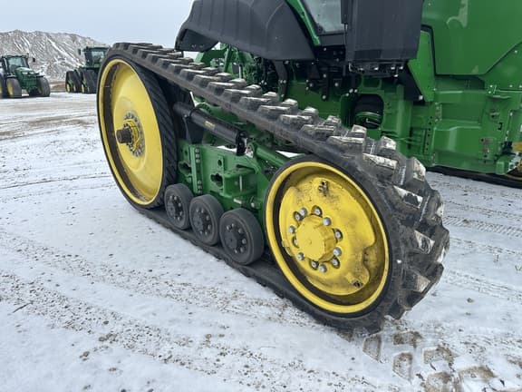 Image of John Deere 8RT 370 equipment image 3