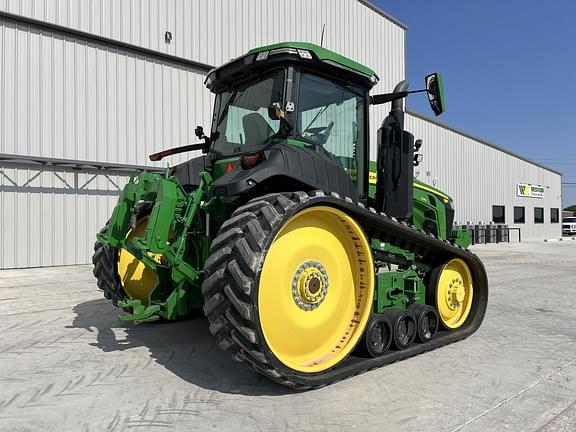 Image of John Deere 8RT 370 equipment image 4